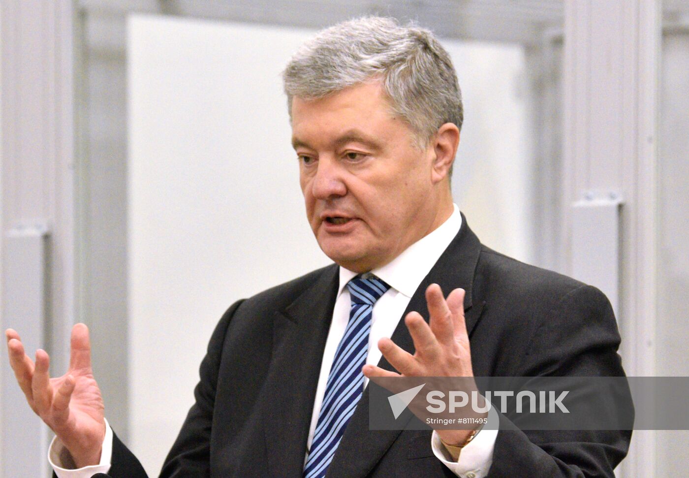 Ukraine Poroshenko Treason Trial
