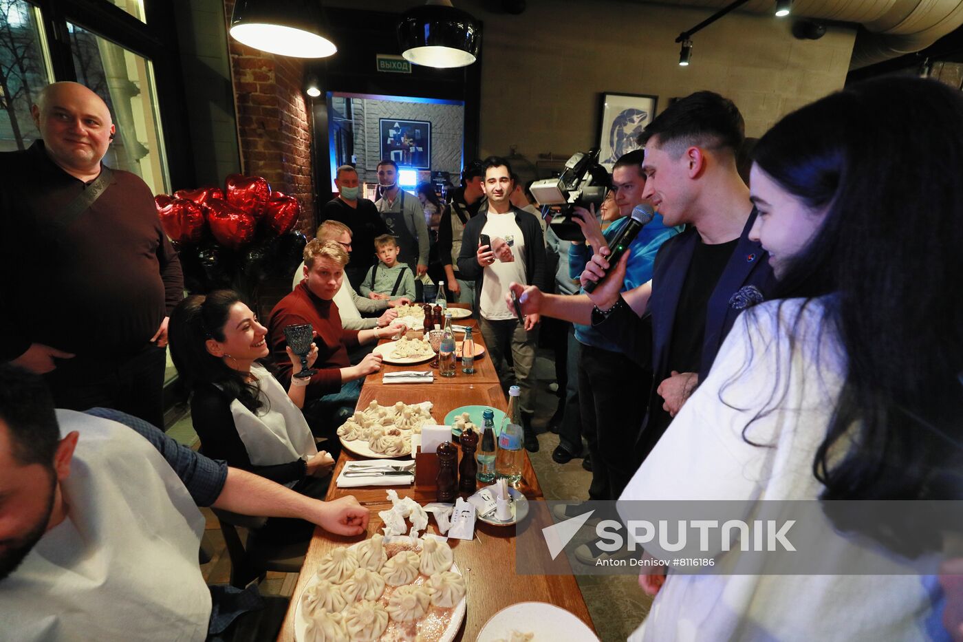 Russia Khinkali-Eating Contest