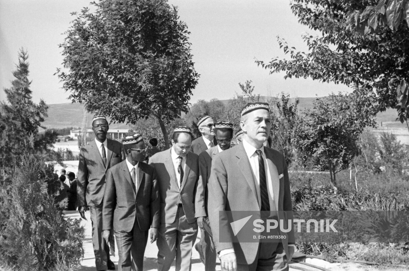 Foreign diplomats visit Uzbekistan