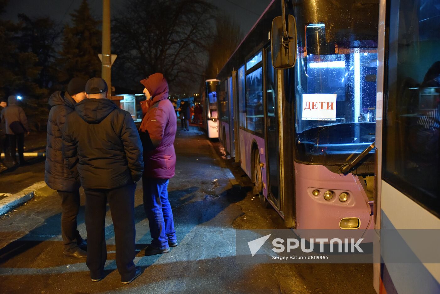 Ukraine Donetsk Evacuation
