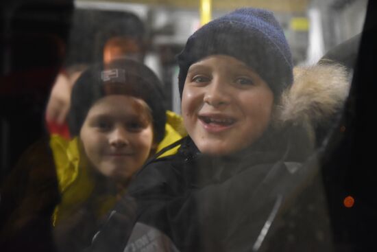 Ukraine Donetsk Evacuation