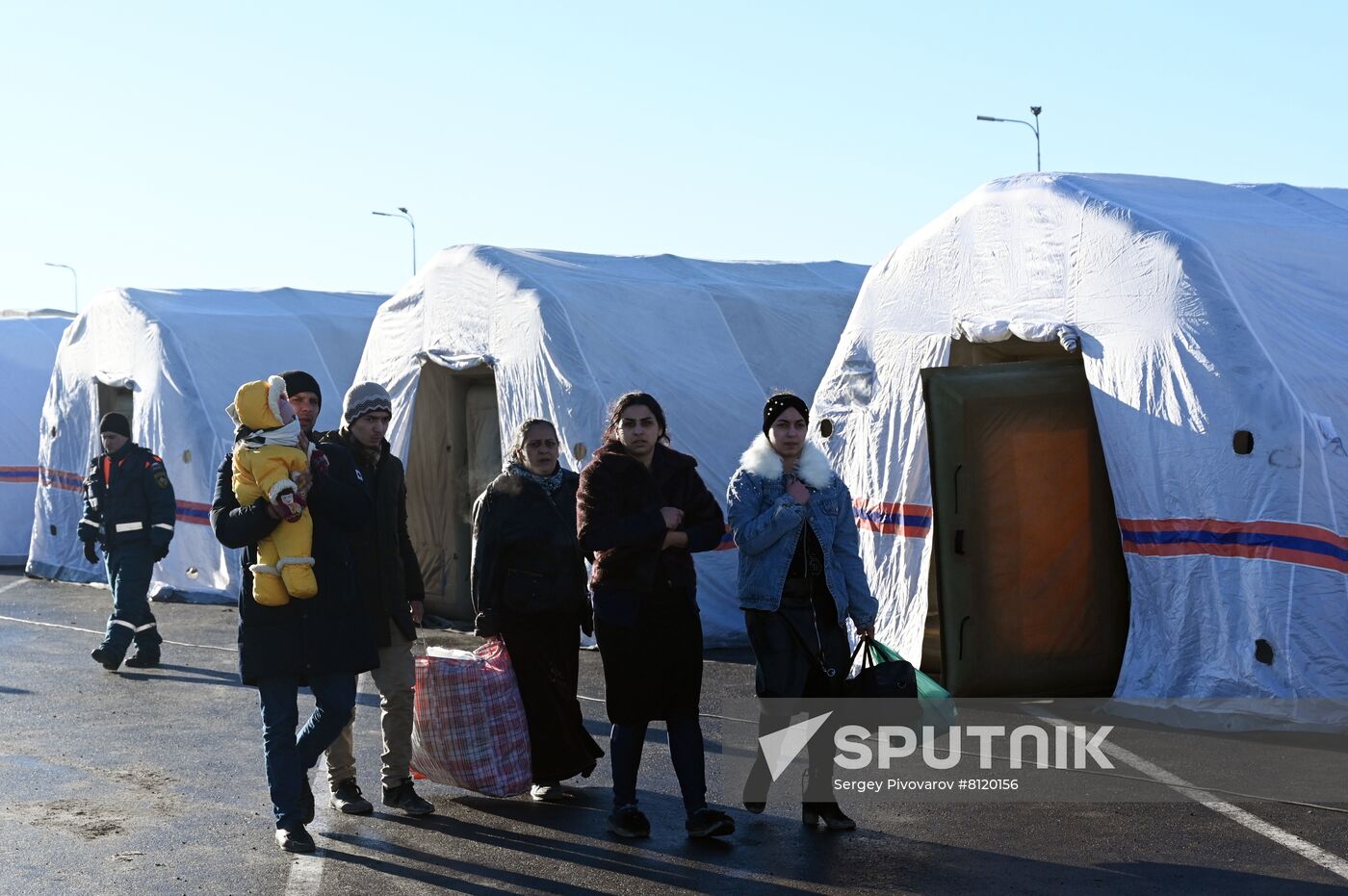 Russia Ukraine DPR Tension Refugees