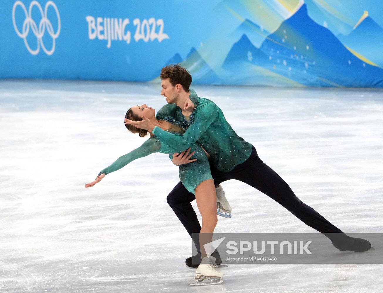 China Olympics 2022 Figure Skating Pairs