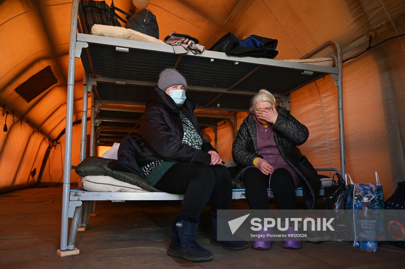 Russia Ukraine DPR Tension Refugees