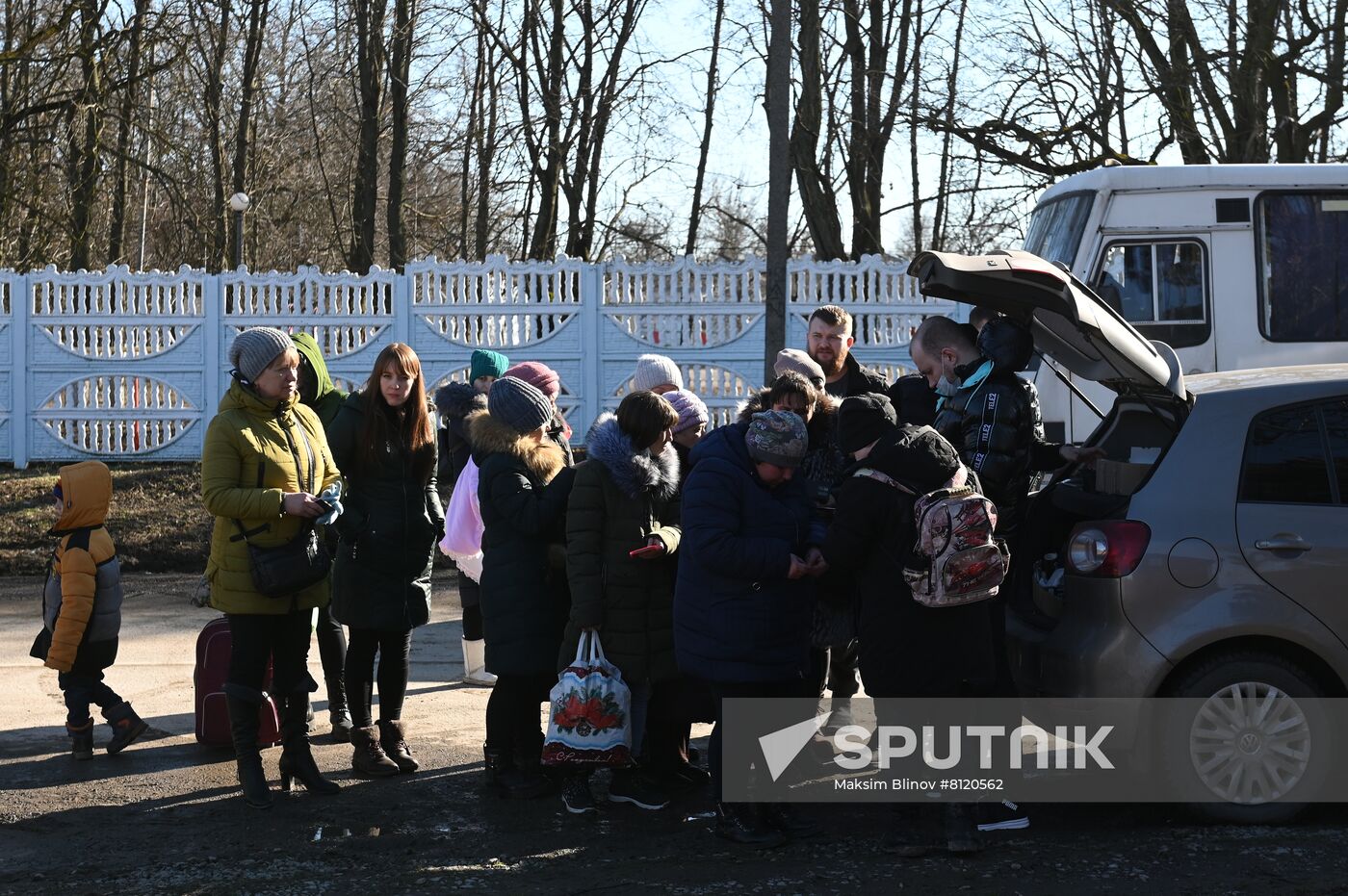 Russia Ukraine DPR Tension Refugees