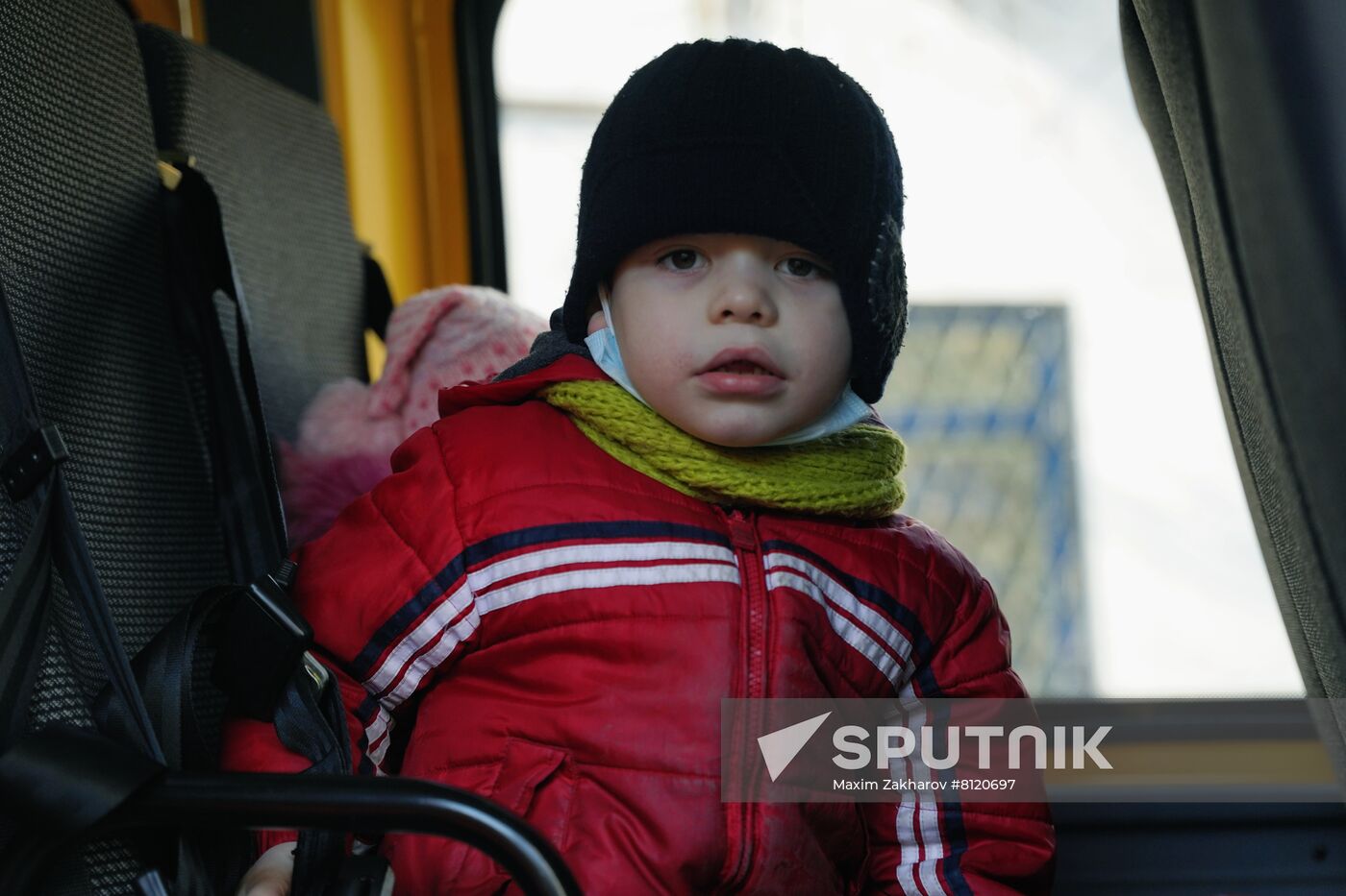 Ukraine DPR LPR Tension Refugees