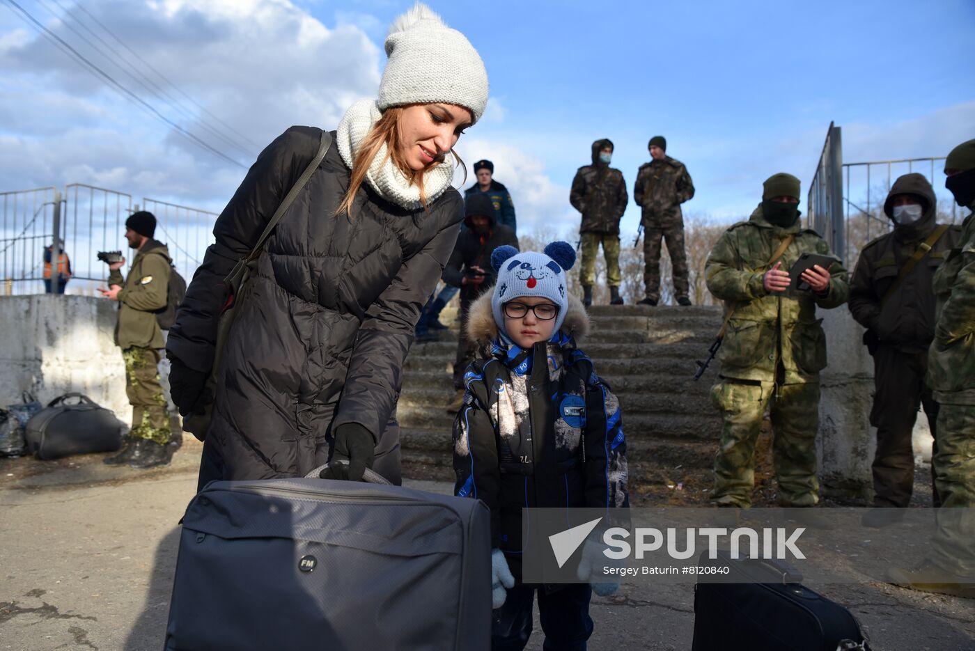 Ukraine DPR LPR Tension Refugees