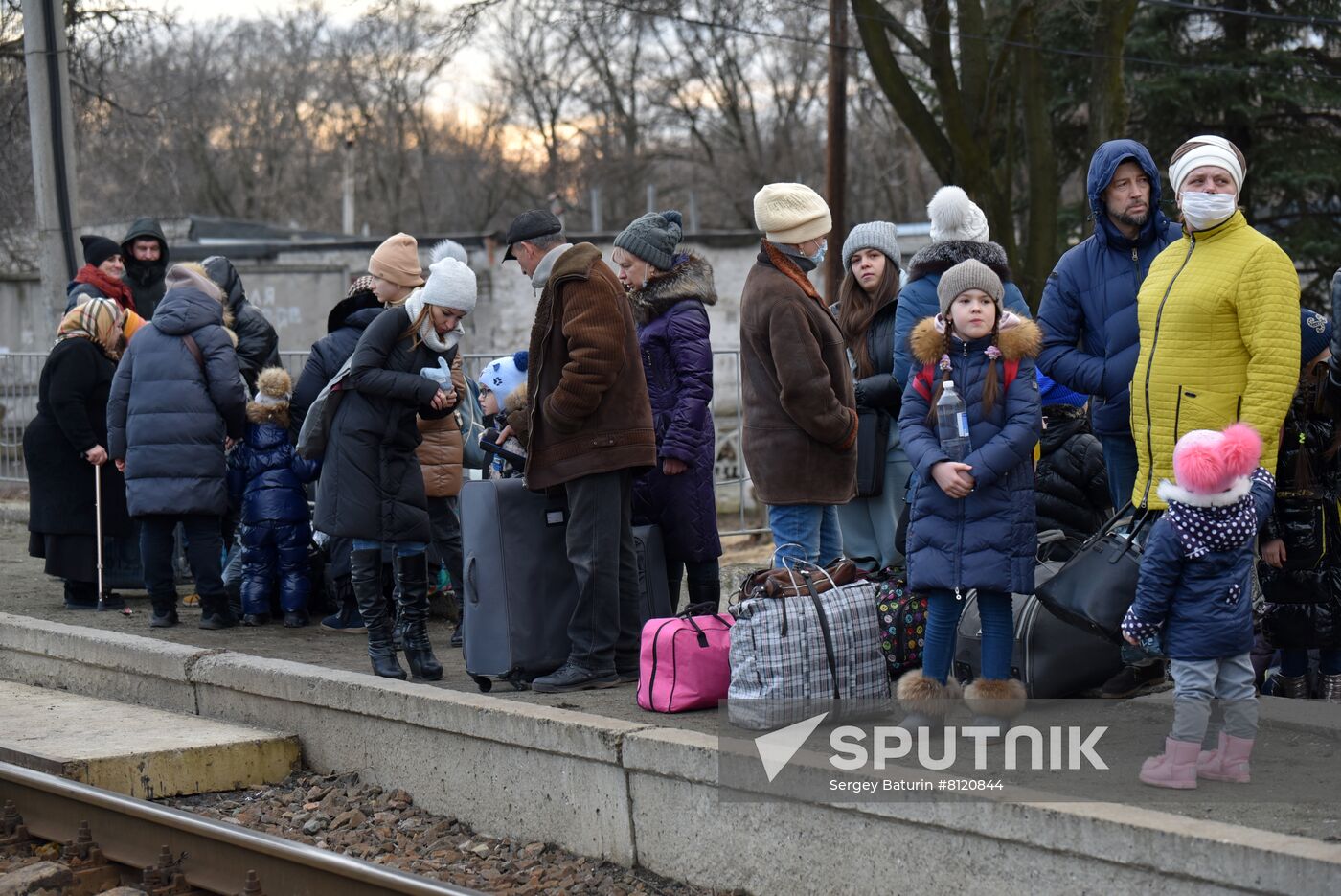 Ukraine DPR LPR Tension Refugees