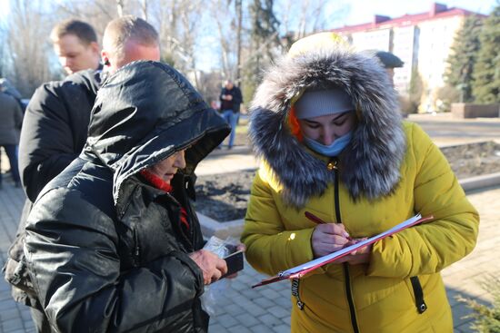 Ukraine DPR LPR Tension Refugees