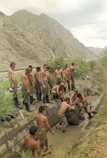 Conflict at Tajikistani-Kyrgyz border