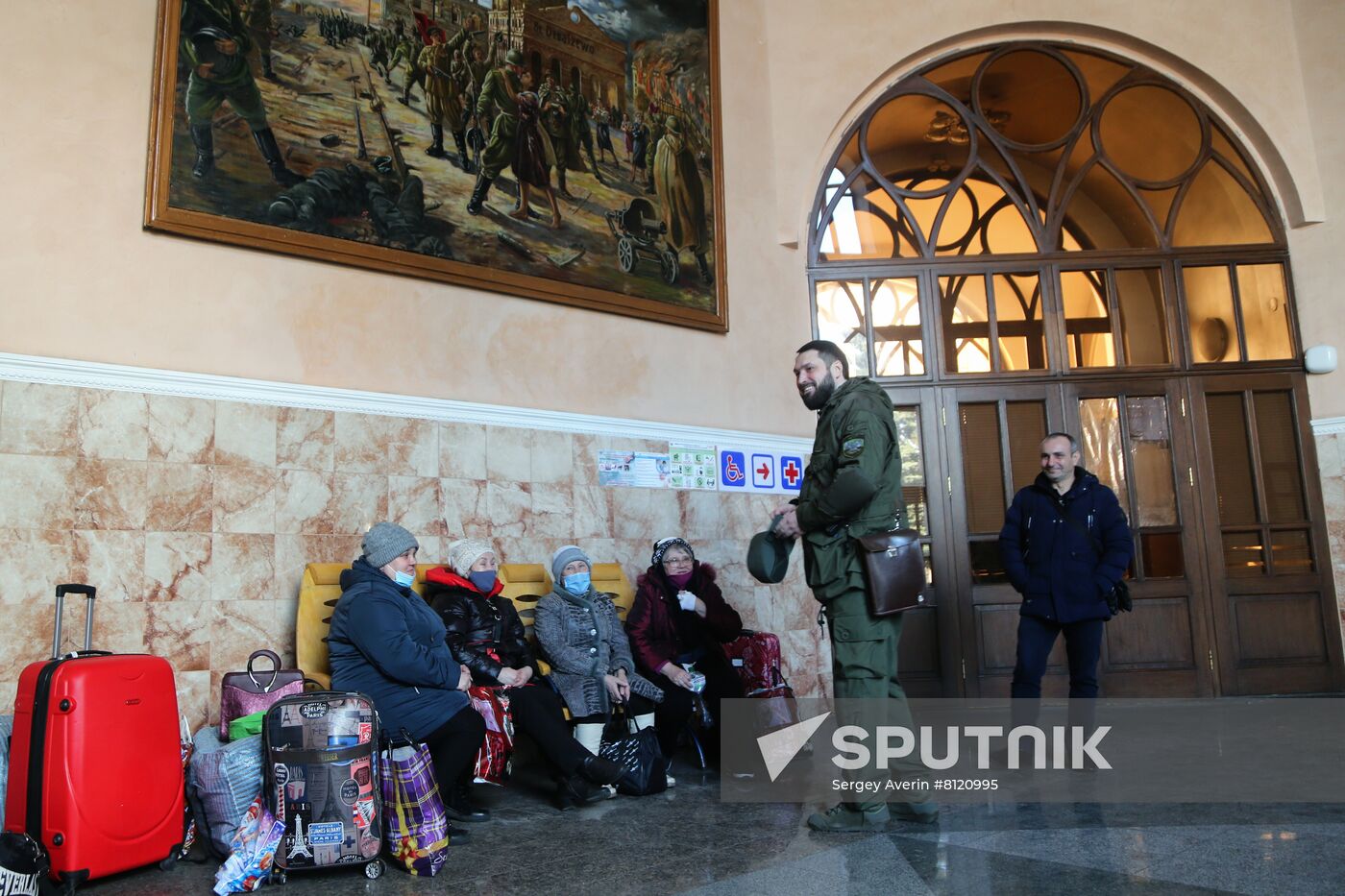 Ukraine DPR LPR Tension Refugees
