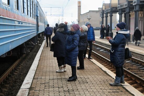 Ukraine DPR LPR Tension Refugees