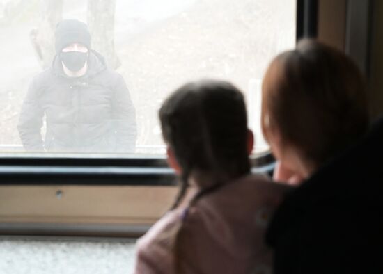 Ukraine DPR Tension Evacuation