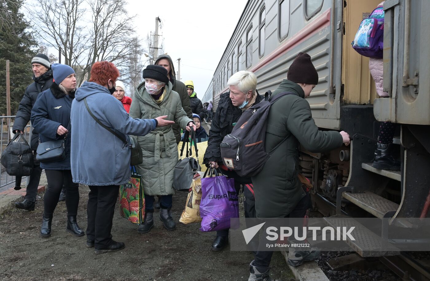 Ukraine DPR Tension Evacuation