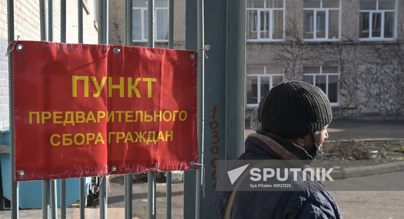 Ukraine DPR Tension Military Mobilization