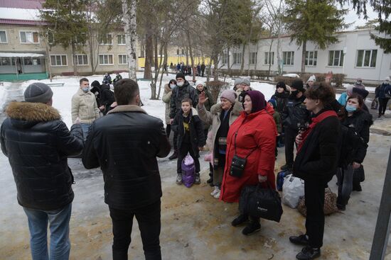 Russia Ukraine DPR Tension Evacuation