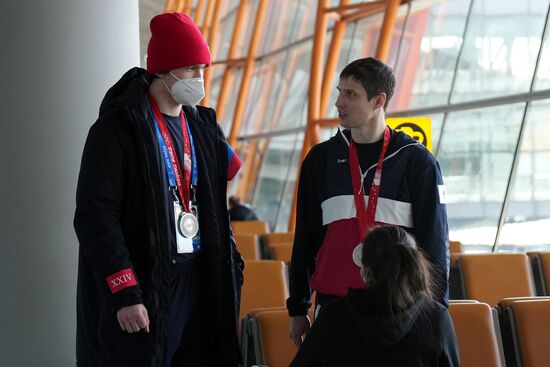 China Russia Olympics 2022 Medalists Departure