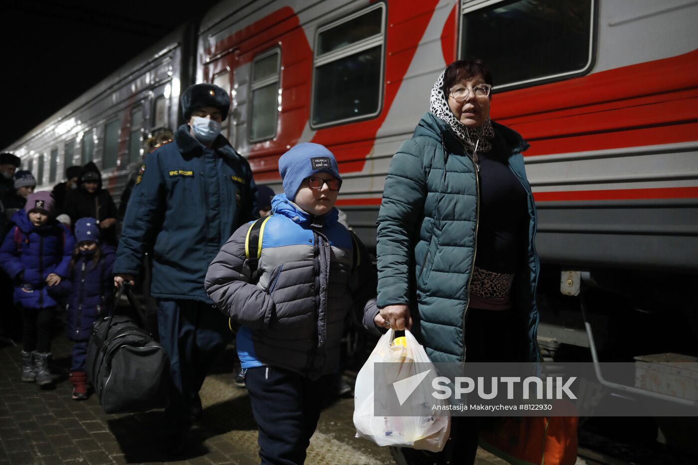 Russia LPR DPR Evacuees