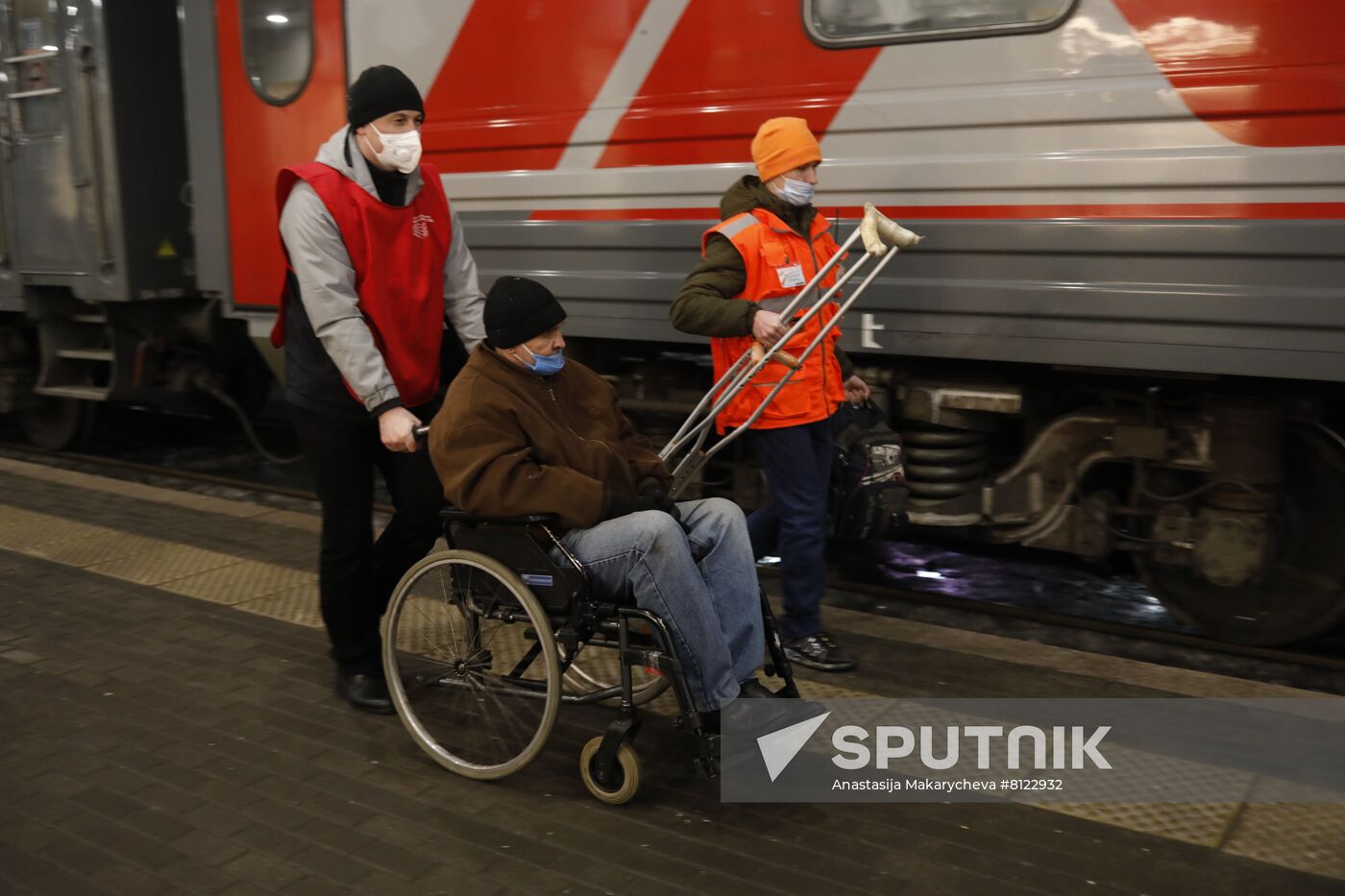 Russia LPR DPR Evacuees