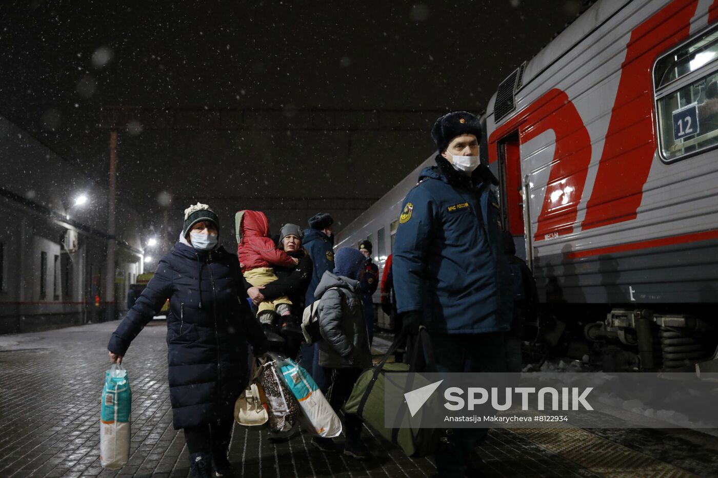 Russia LPR DPR Evacuees