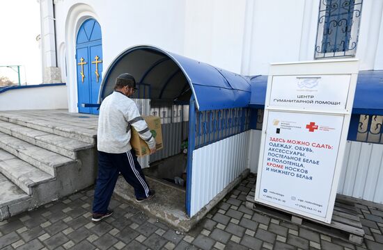 Russia Ukraine Evacuees Humanitarian Aid