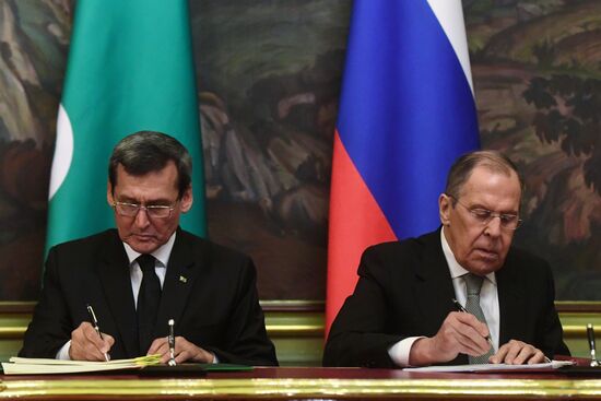 Russia Turkmenistan