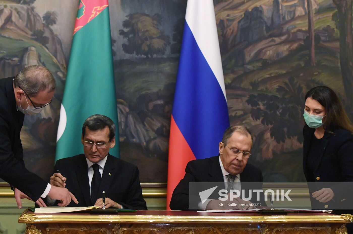 Russia Turkmenistan