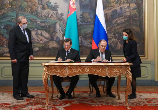 Russia Turkmenistan