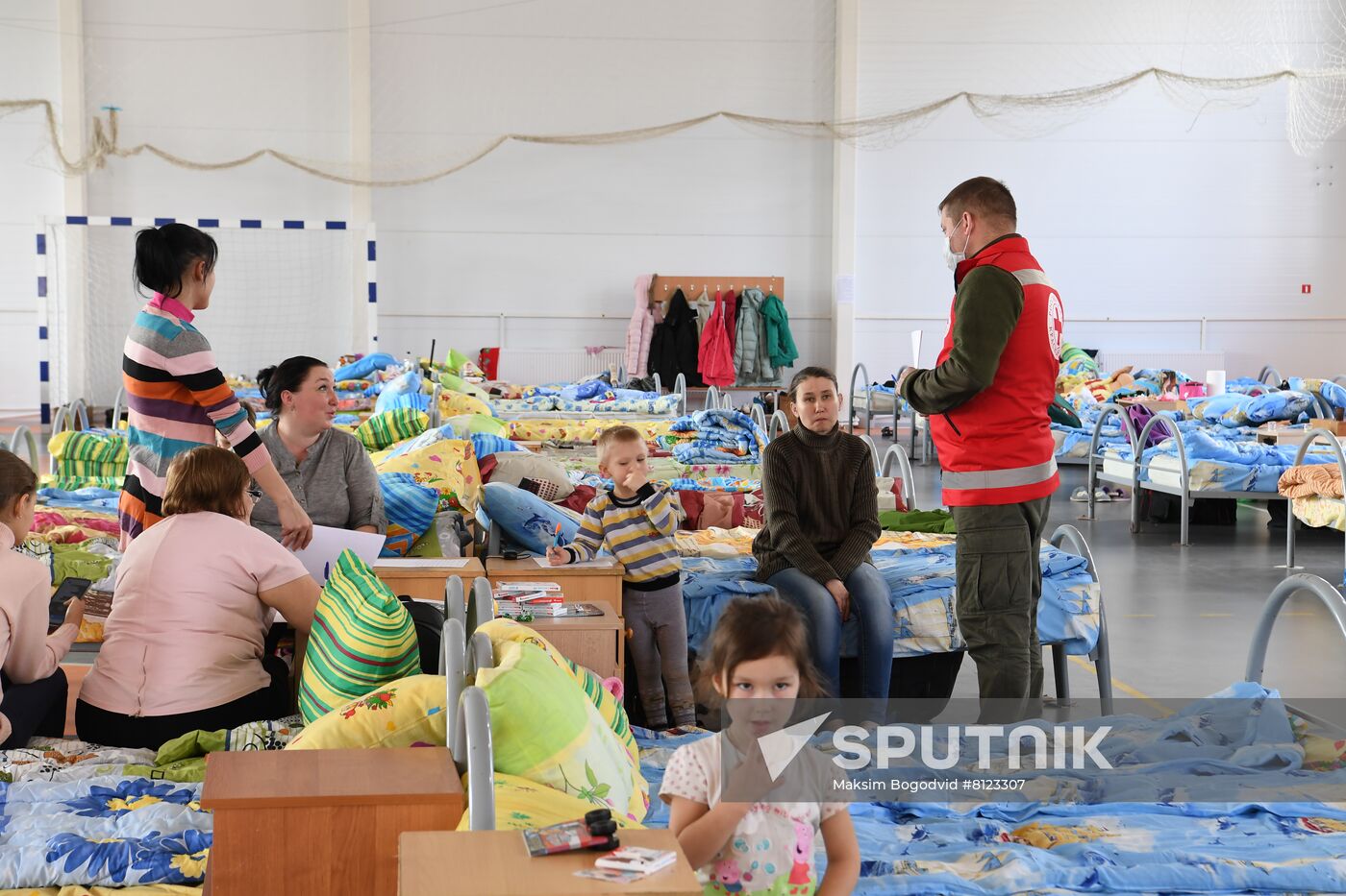 Russia LPR DPR Evacuees