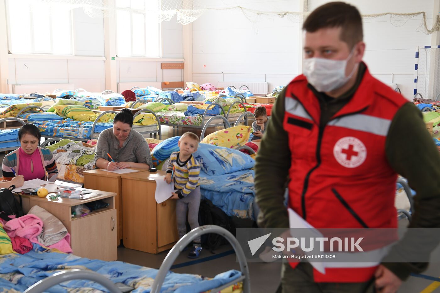 Russia LPR DPR Evacuees