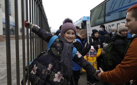 Russia LPR DPR Evacuees
