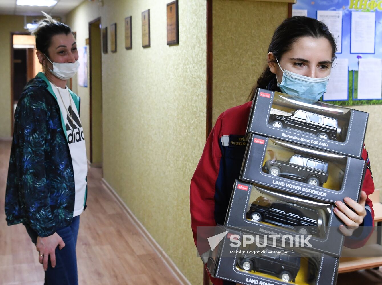 Russia LPR DPR Evacuees