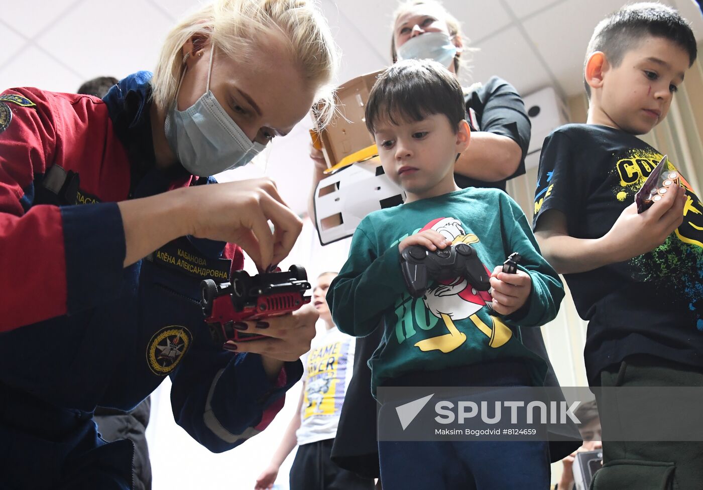 Russia LPR DPR Evacuees