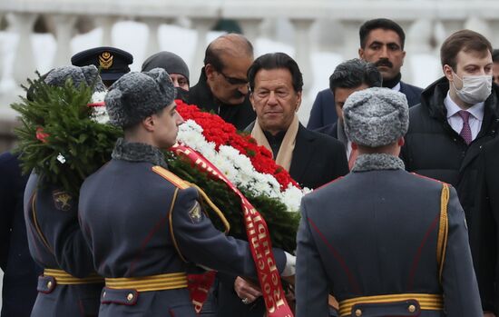 Russia Pakistan Wreath Laying