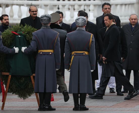 Russia Pakistan Wreath Laying