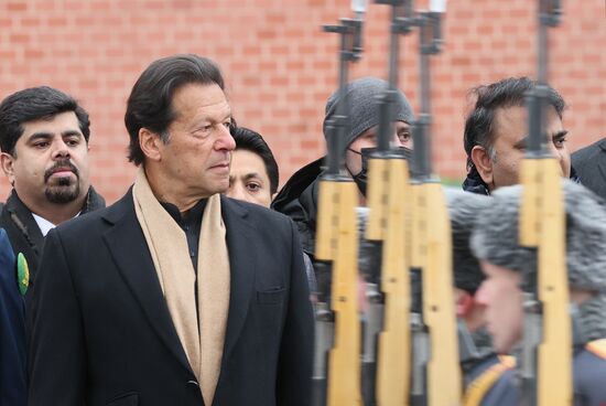 Russia Pakistan Wreath Laying