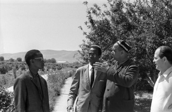 African diplomats visit Uzbekistan