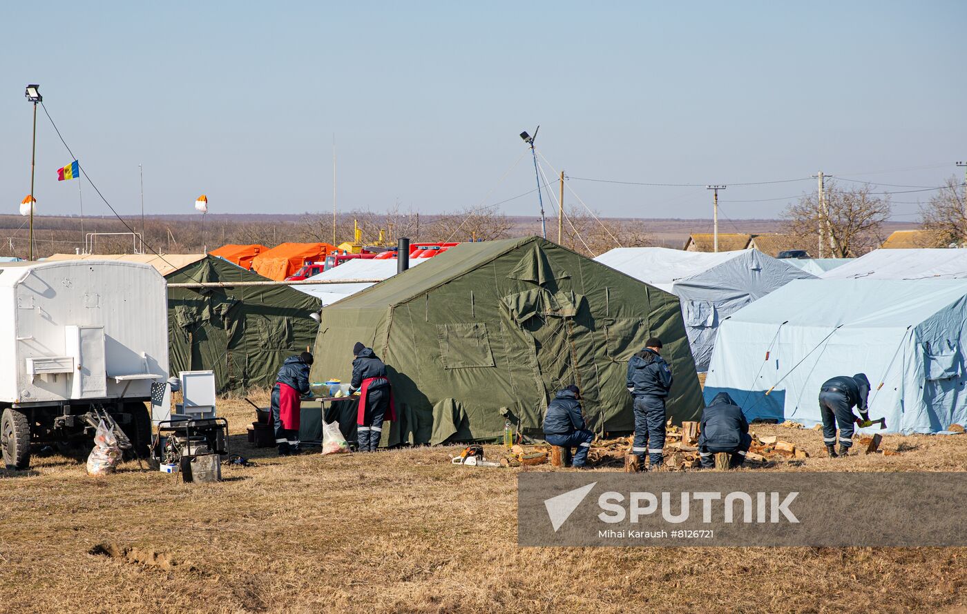 Moldova Ukraine Border Refugees