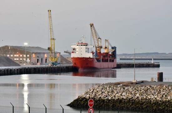 France Russia Cargo Vessel Detention