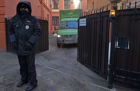 Russia Ukraine Diplomatic Missions Closing