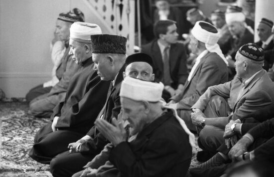 Mohammad Sayed Afghani, Chairman of DRA's High Spiritual Council of Ulema, visits USSR