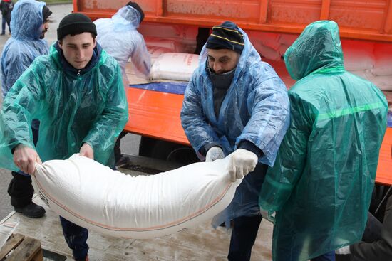 Russia Ukraine Humanitarian Aid