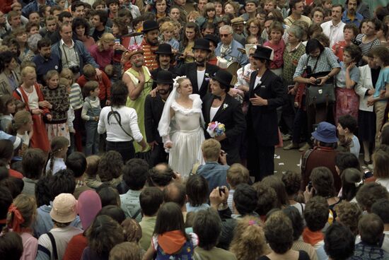 1989 Peace Caravan International Festival