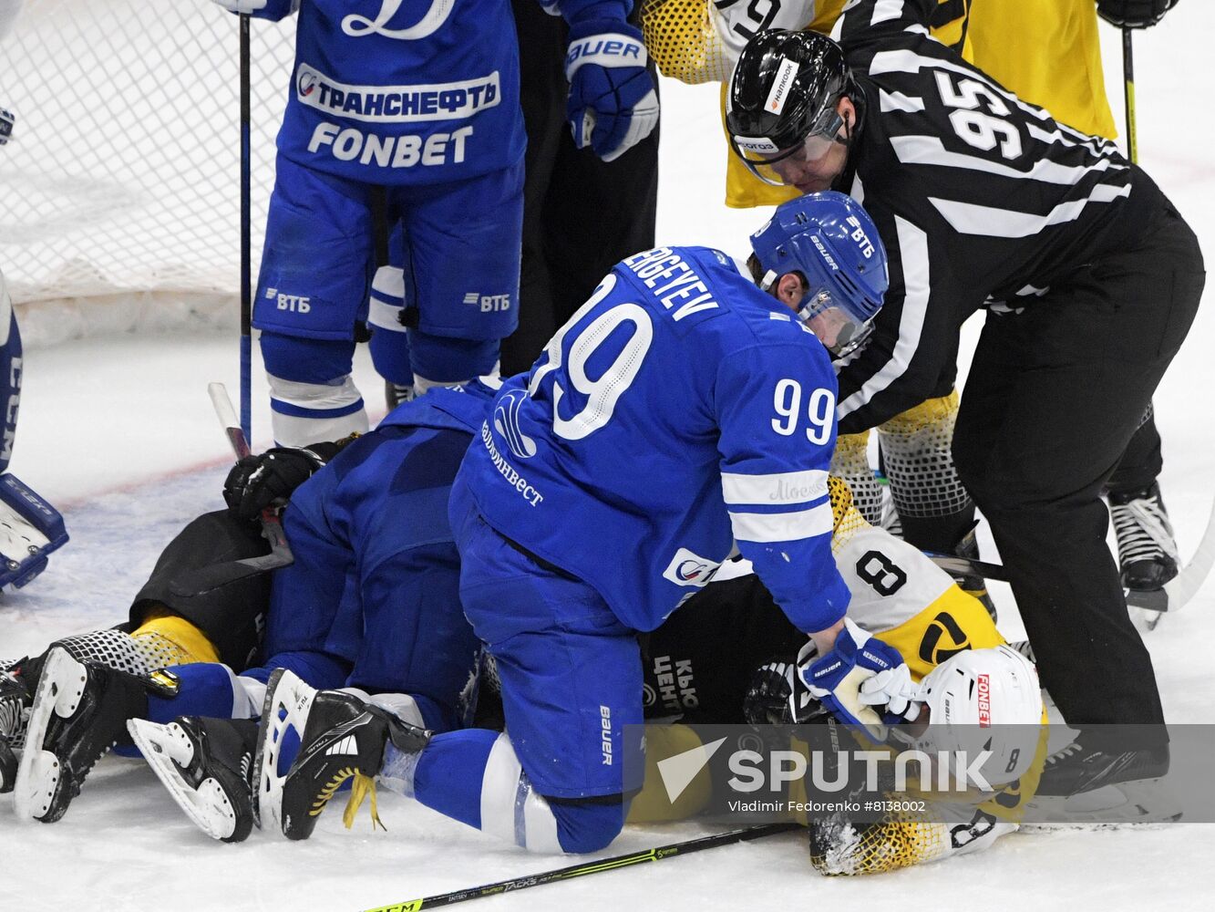 Russia Ice Hockey Kontinental League Dynamo - Severstal