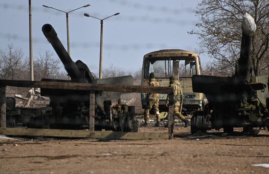 Ukraine Russia Military Operation Berdyansk Artillery Unit