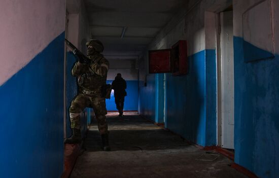 Ukraine Russia Military Operation Berdyansk Artillery Unit