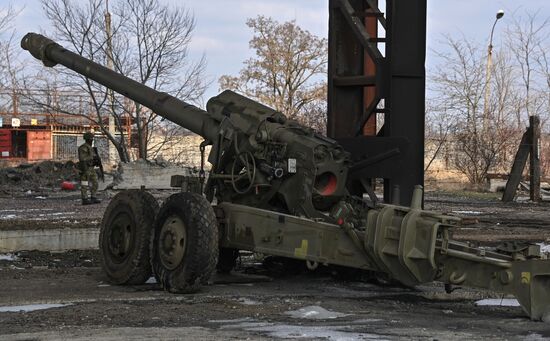 Ukraine Russia Military Operation Berdyansk Artillery Unit