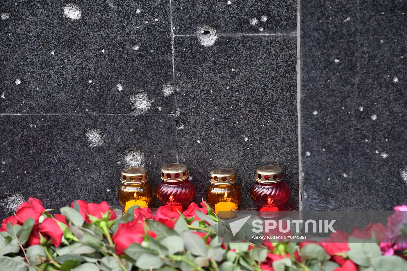 DPR Flowers Laying