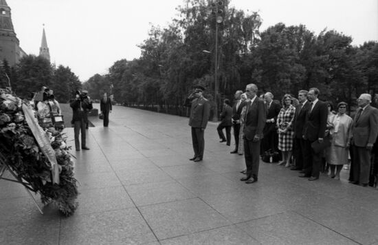 US senators visit USSR