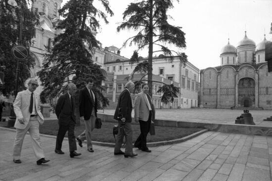 US senators visit USSR